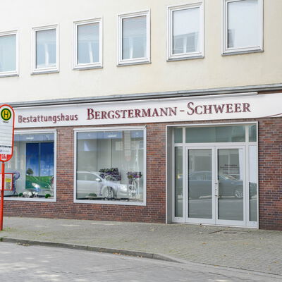 Außenansicht Bestattungen Bergstermann-Schweer in der Hasestraße 51a / 52, 49074 Osnabrück